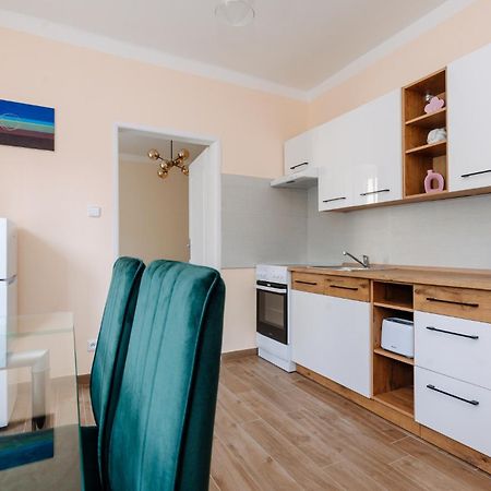 Apartments Tgm 11 卡罗维发利 外观 照片