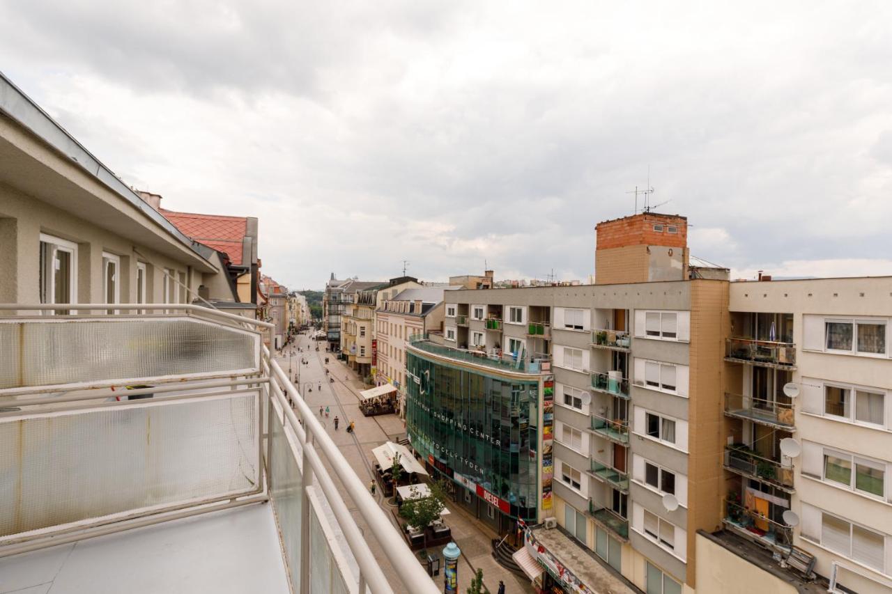 Apartments Tgm 11 卡罗维发利 外观 照片