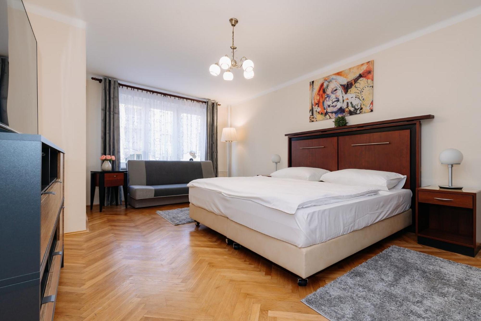 Apartments Tgm 11 卡罗维发利 外观 照片