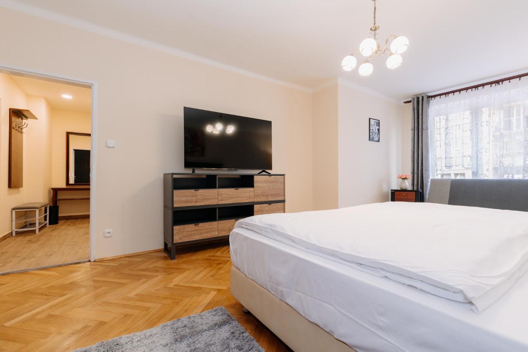 Apartments Tgm 11 卡罗维发利 外观 照片