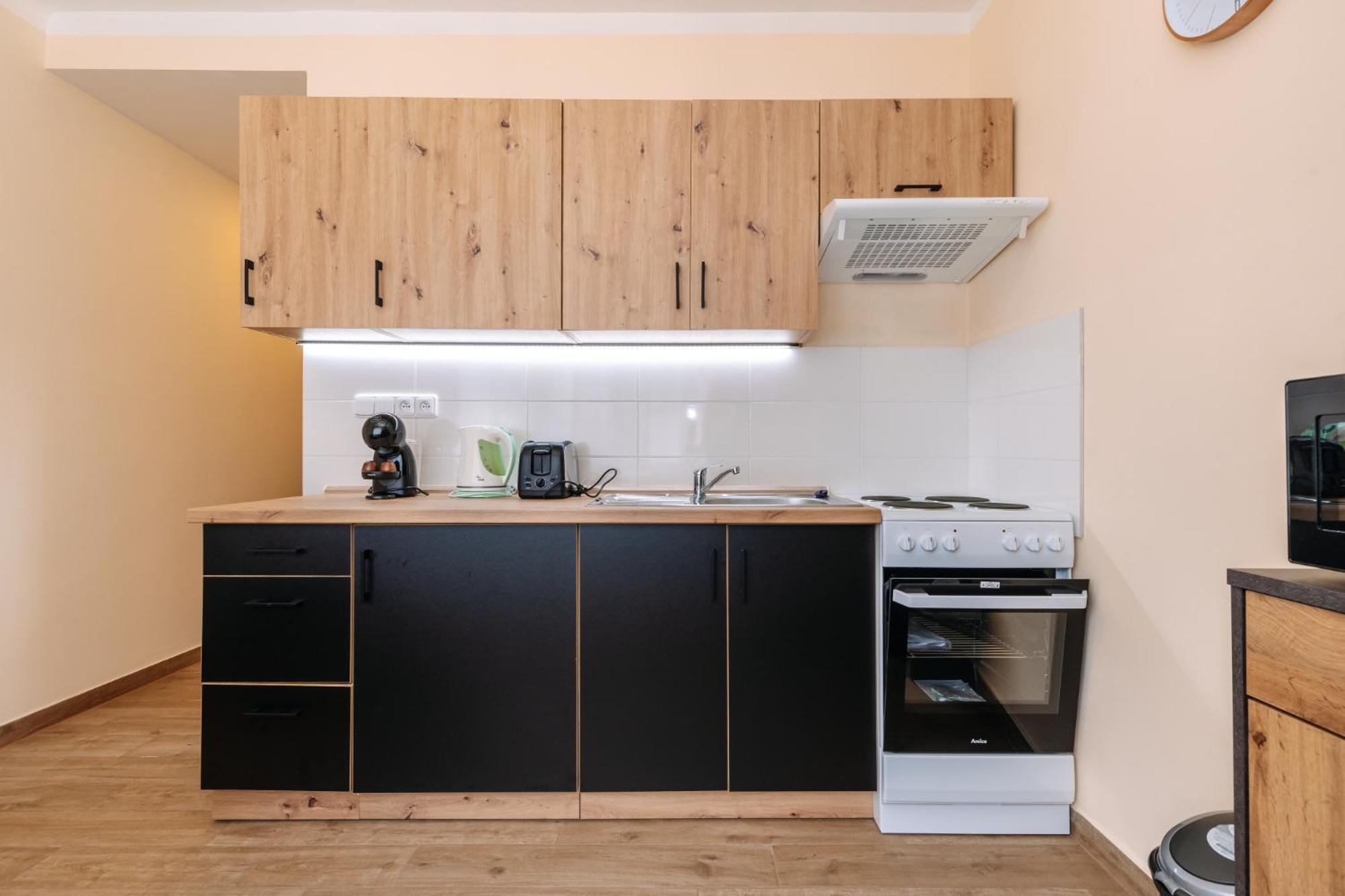 Apartments Tgm 11 卡罗维发利 客房 照片
