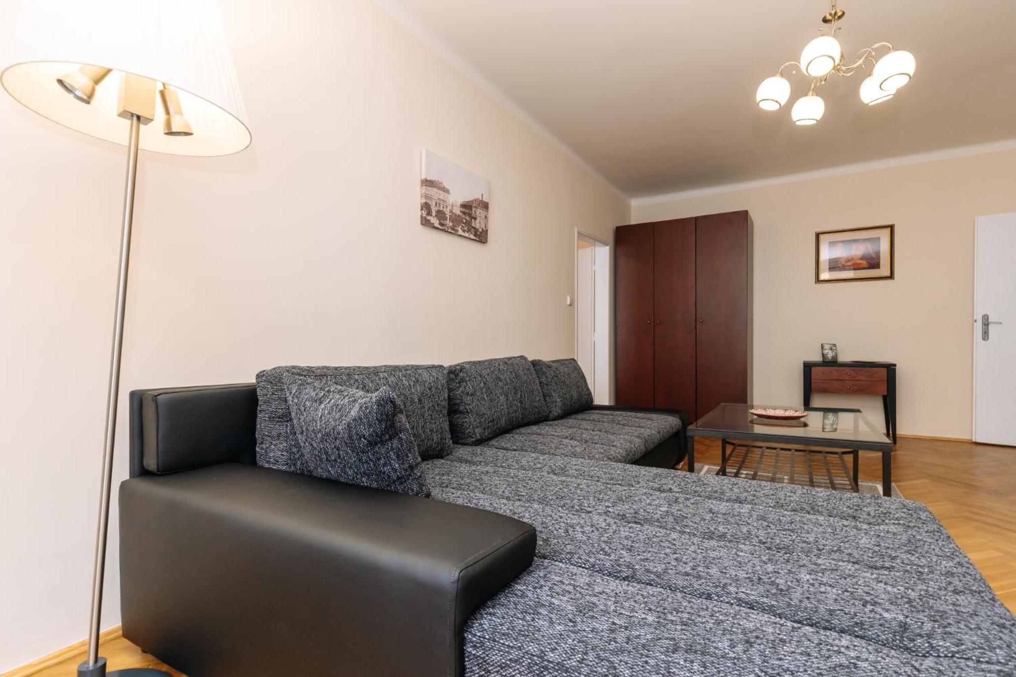 Apartments Tgm 11 卡罗维发利 客房 照片